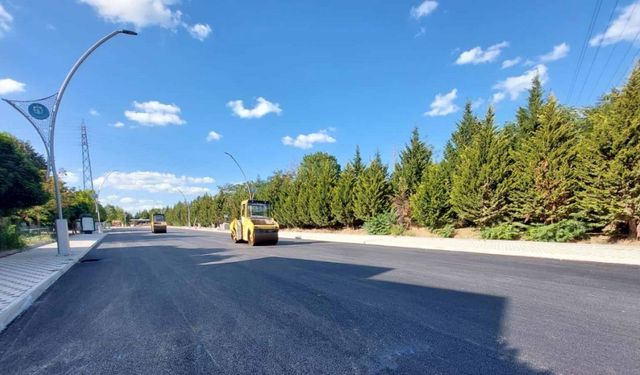 İsmet Paşa Caddesi yenilendi