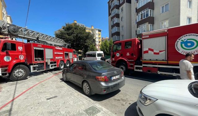 Kapaklı’da yatakta çakmakla oynayan çocuk yangın çıkardı