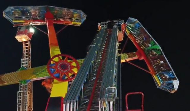 Lunaparkta panik: Bir saat havada asılı kaldılar