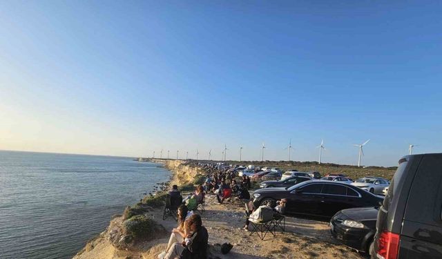 Turizm merkezi Bozcaada’da yangın riski nedeniyle Polente Feneri’ne girişler yasaklandı