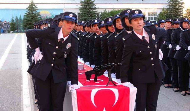 Yozgat POMEM’de 276 kadın polis adayı mezun oldu