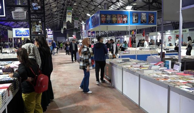 10. Malatya Anadolu Kitap ve Kültür Fuarı’na yoğun ilgi