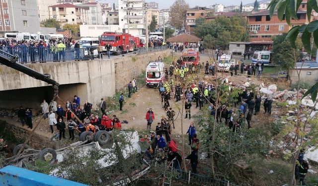 4’ü öğrenci 5 kişiyi ölüme götüren servis kazasında sanıklara ceza yağdı