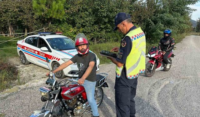 Alaplı’da motosiklet denetimleri aralıksız sürüyor