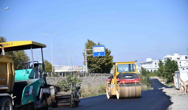 Başiskele trafiğini rahatlayacak yeni yol asfaltlanıyor