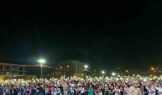 Batman’da festival on binlerin katıldığı konserle sona erdi