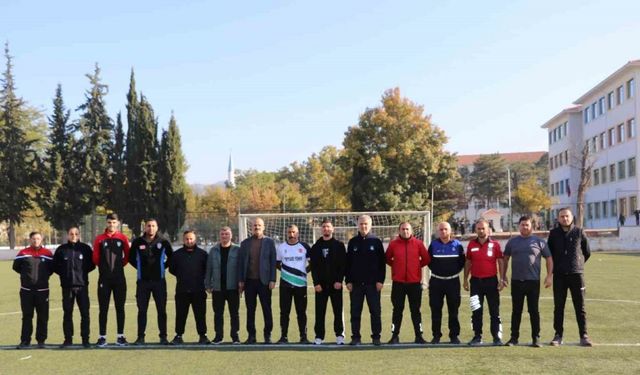 Belediye personelleri sağlıklı yaşam egzersizlerine devam ediyor