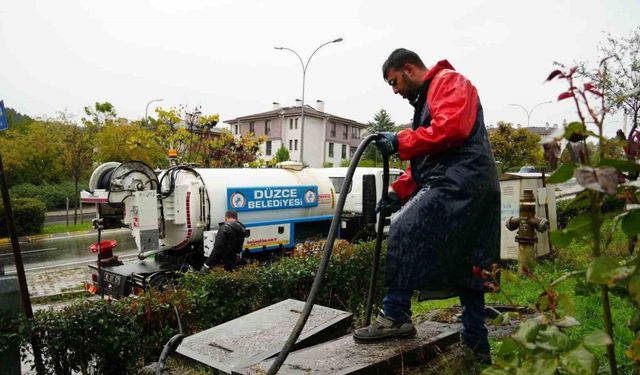 Düzce’de mazgallar temizlendi