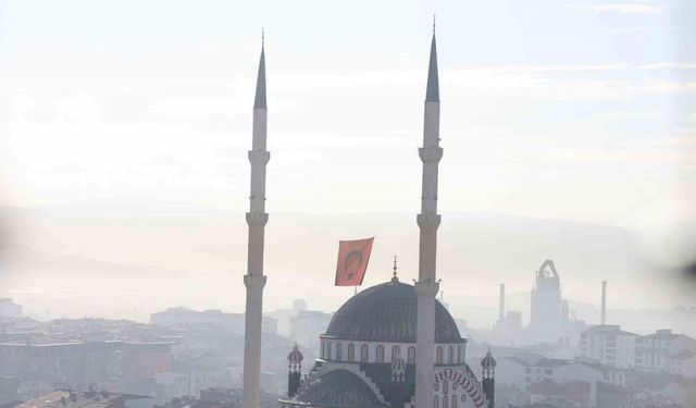 Elazığ’da sisli sabah