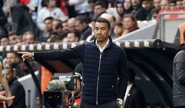 Giovanni van Bronckhorst, Süper Lig’de ilk derbisine çıkacak