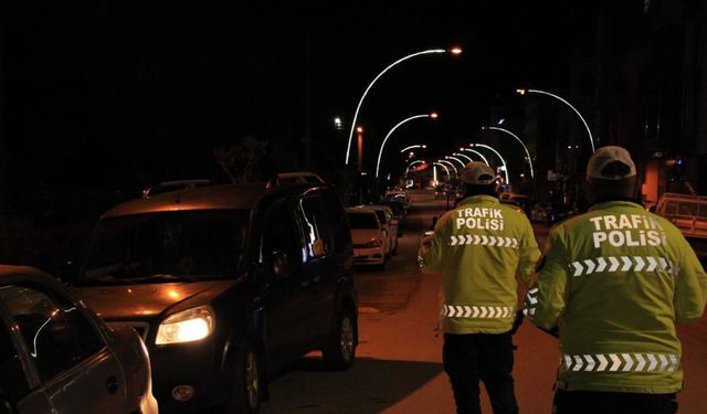 Gönen’de asayiş ve trafik uygulaması