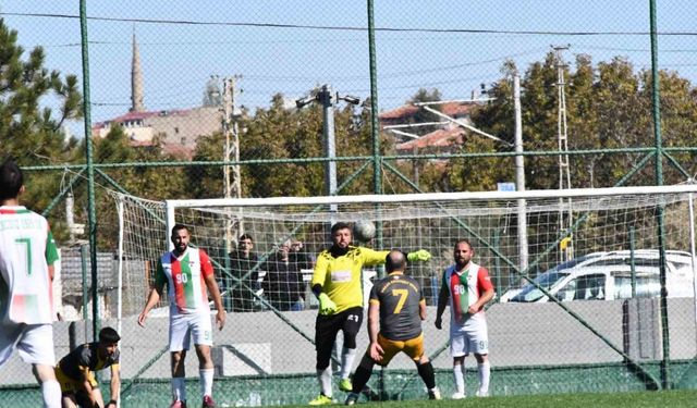 Kayseri 1. Amatör Küme: Talas Anayurtspor: 3 - İncesu Gençlikspor: 1