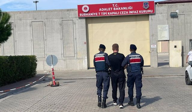 Kesinleşmiş hapis cezası bulunan kişi kordon sefası yapacakken jandarmaya yakalandı