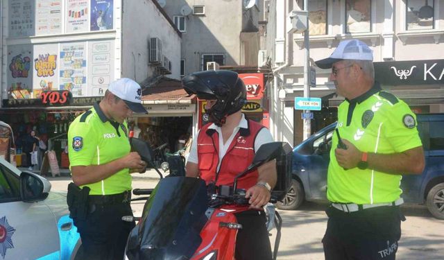 Ordu’da motosiklet ve otomobil sürücülerine eş zamanlı denetim