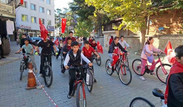 Pedallar, “Cumhuriyet” için çevrildi