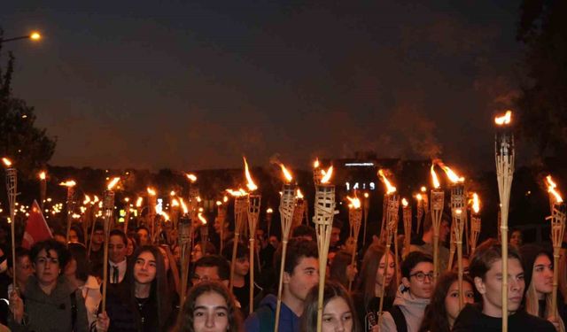 Şahinkaya Eğitim Kurumlarından, Cumhuriyet aydınlığına yaraşır kutlamalar