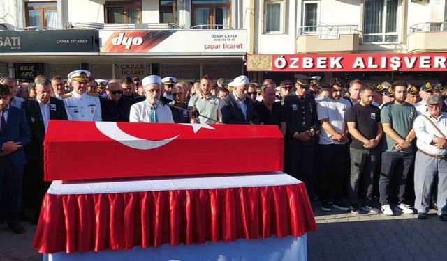 Şehit Piyade Uzman Çavuş Burak Geniş memleketi Yenice’de toprağa verildi