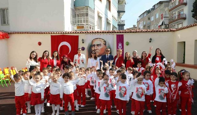 Şehzadeler’in miniklerinde cumhuriyet heyecanı