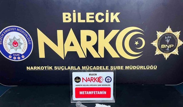 Şüpheli araçta uyuşturucu madde ele geçirildi