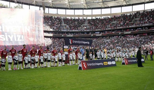 Trendyol Süper Lig: Beşiktaş: 0 - Konyaspor: 0 (Maç devam ediyor)