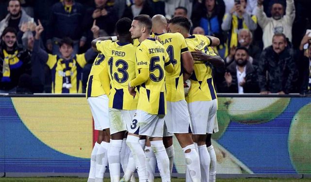 UEFA Avrupa Ligi: Fenerbahçe: 1 - Manchester United: 1 (Maç sonucu)