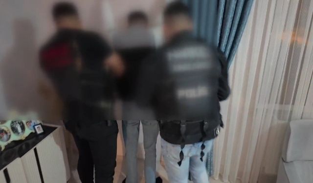 Uyuşturucu kullanan oğlunu kendi elleriyle polise teslim etti