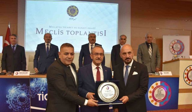 Vali Yavuz, Malatya TSO’nun meclis toplantısına katıldı