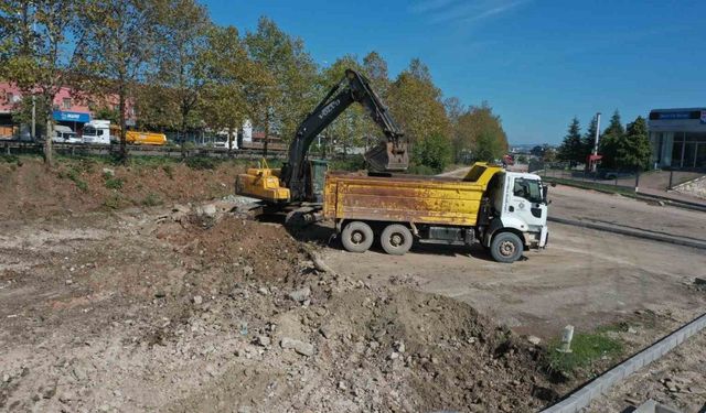 Yuvacık Sapağını rahatlatacak yol çalışması