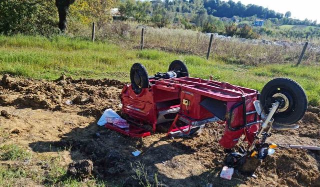 Zonguldak’ta otomobil elektrikli motosiklete çarptı; 1’i çocuk 4 yaralı