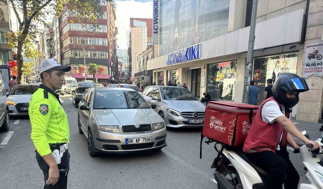 Zonguldak’ta trafik ekipleri çakar denetimi yaptı