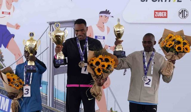 46. İstanbul Maratonu’nda kazananlar ödüllerini aldı