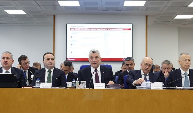 Bakan Bolat: “Hedefimiz dünyadaki yabancı yatırımlardaki payımızı 2028’e kadar yüzde 1,5’e çıkarmak”