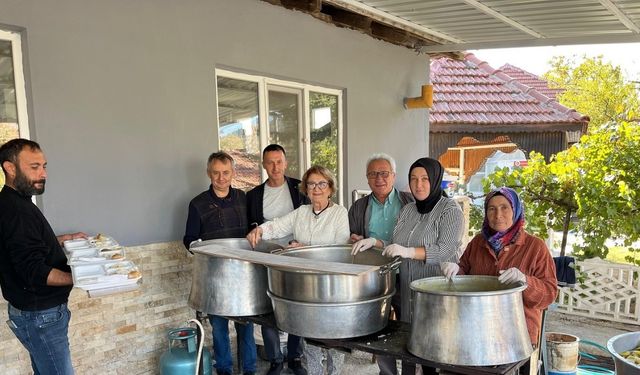 Başkan Çelik yağmur duasına çıkan üreticileri yalnız bırakmadı