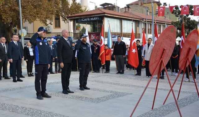 Başkan Kumral; “Milli Mücadelemizin Başkomutanı Atatürk’ü saygı ve minnetle anıyoruz”