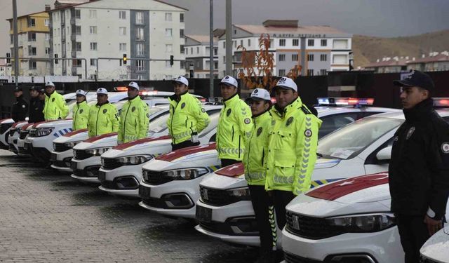 Bitlis Emniyeti’ne 12 araç desteği