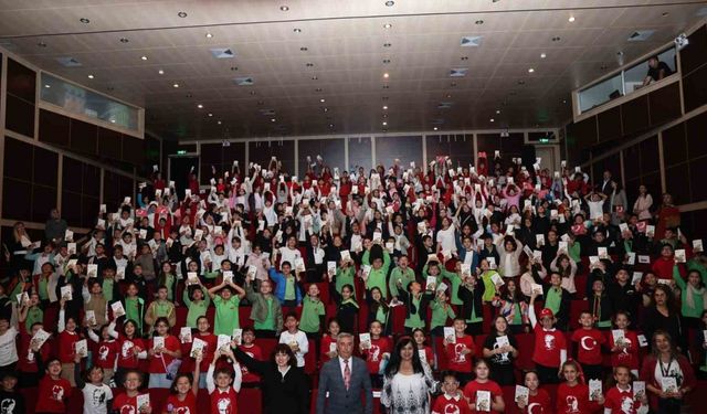 Çocuklara kitap söyleşilerinde konu Cumhuriyet’in değerleri