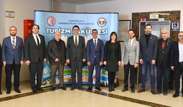 ÇOMÜ’de Turizm Fakültesi Dekanlık Devir Teslim Töreni gerçekleştirildi