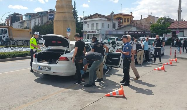 Çorum’da polisin şok uygulamalarında aranan 6 kişi yakalandı