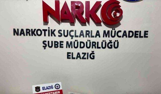 Dedektör köpek kokladı, araçta uyuşturucu çıktı