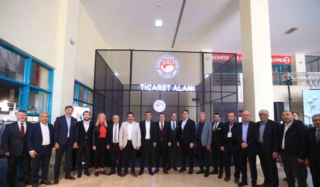 Denizli’de açılan tekstil fuarına yurtdışı dahil 60 firma stant açtı