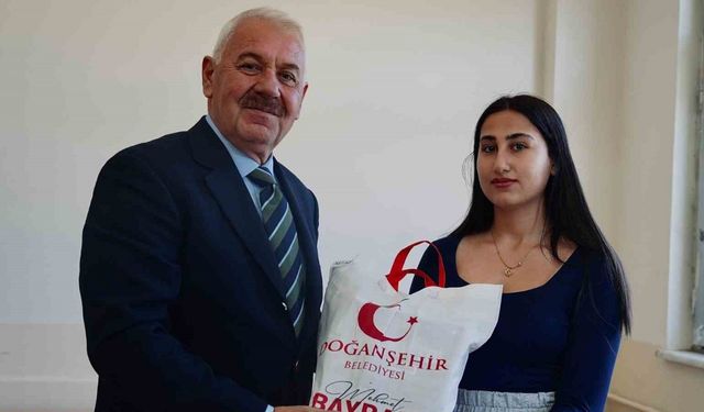 Doğanşehir Belediyesi’nden öğrencilere sınav desteği