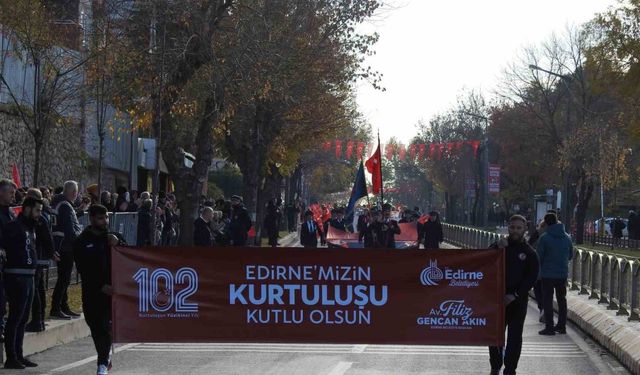 Edirne’nin düşman işgalinden kurtuluşunun 102. yılı törenle kutlandı