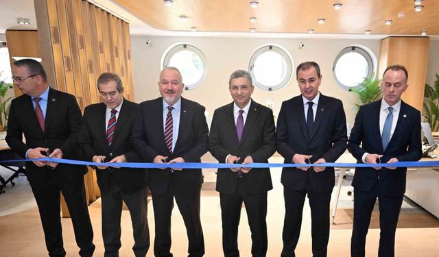 İş Bankası ilk turizm şubesini Antalya’da açtı