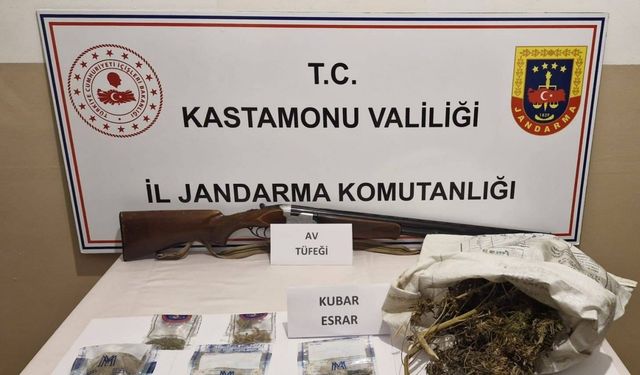 Jandarma ekiplerinden uyuşturucu operasyonu: 3 kişi tutuklandı