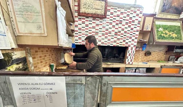 Malatya’da ’askıda kebap’ kampanyası ile ihtiyaç sahiplerine ücretsiz dürüm