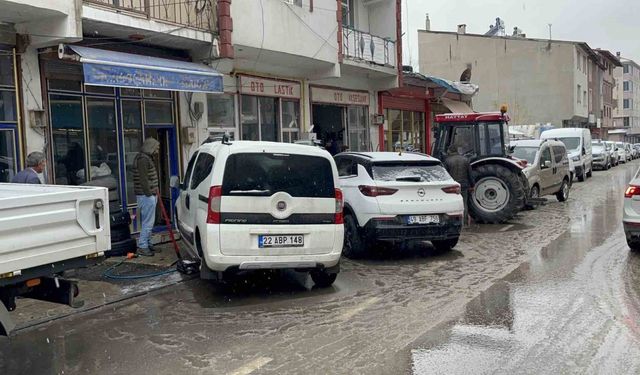 Malazgirt’teki lastikçilerde yoğun mesai