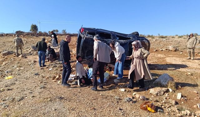 Mardin’de otomobil takla attı: 3 ölü, 5 yaralı