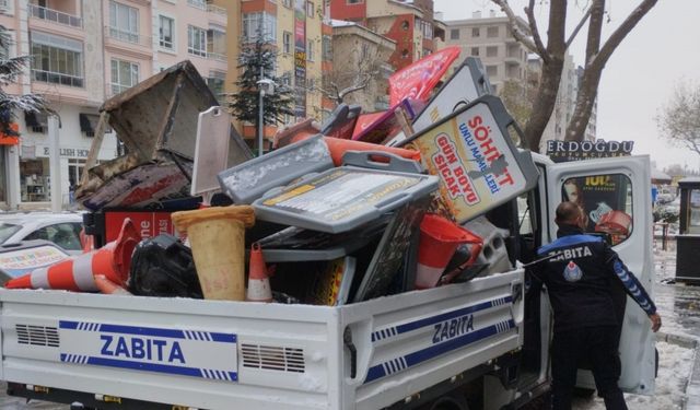 Niğde Belediyesi’nden kaldırım işgaline geçit yok