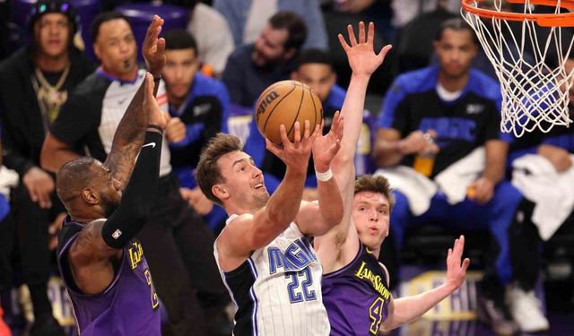 Orlando Magic son saniyelerde kazandı, Lakers’ın serisi bitti