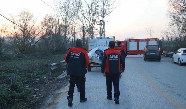 Sakarya Nehri üzerinde hareketli dakikalar: Ekipler seferber oldu